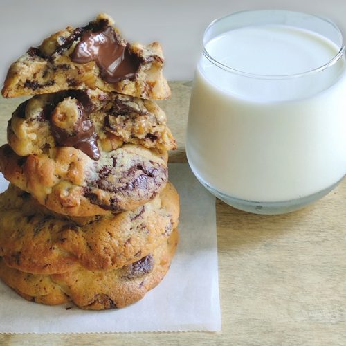 Levain Kurabiye Nasıl Yapılır – Akışkan Çikolatalı Kolay Kurabiye Tarifi